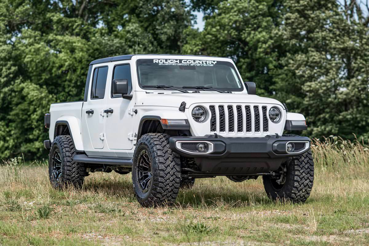 Rough Country 2.5 Inch Leveling Kits | Springs | Jeep Gladiator JT 4WD (2020-2023)