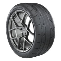 Nitto - NT555RII - 305/40R22XL