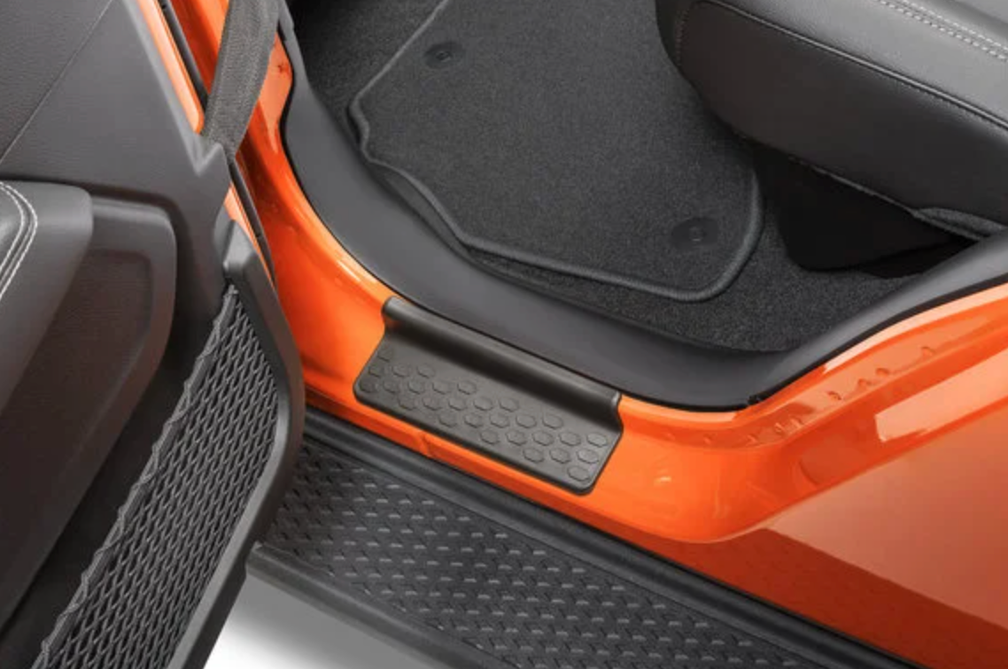 Quadratec Custom Fit Entry Guards for 18-26 Jeep Wrangler JL & Gladiator JT