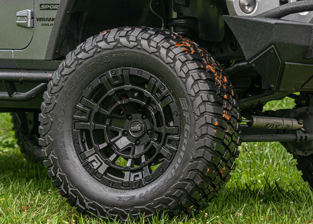 Premium 35" Tire and 20" Wheel Package