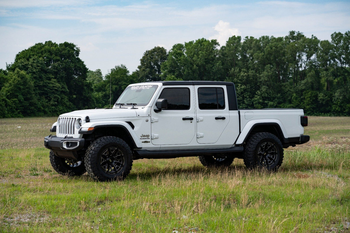 Rough Country 2.5 Inch Leveling Kit | Spacers | Jeep Gladiator JT 4WD (2024-2025)