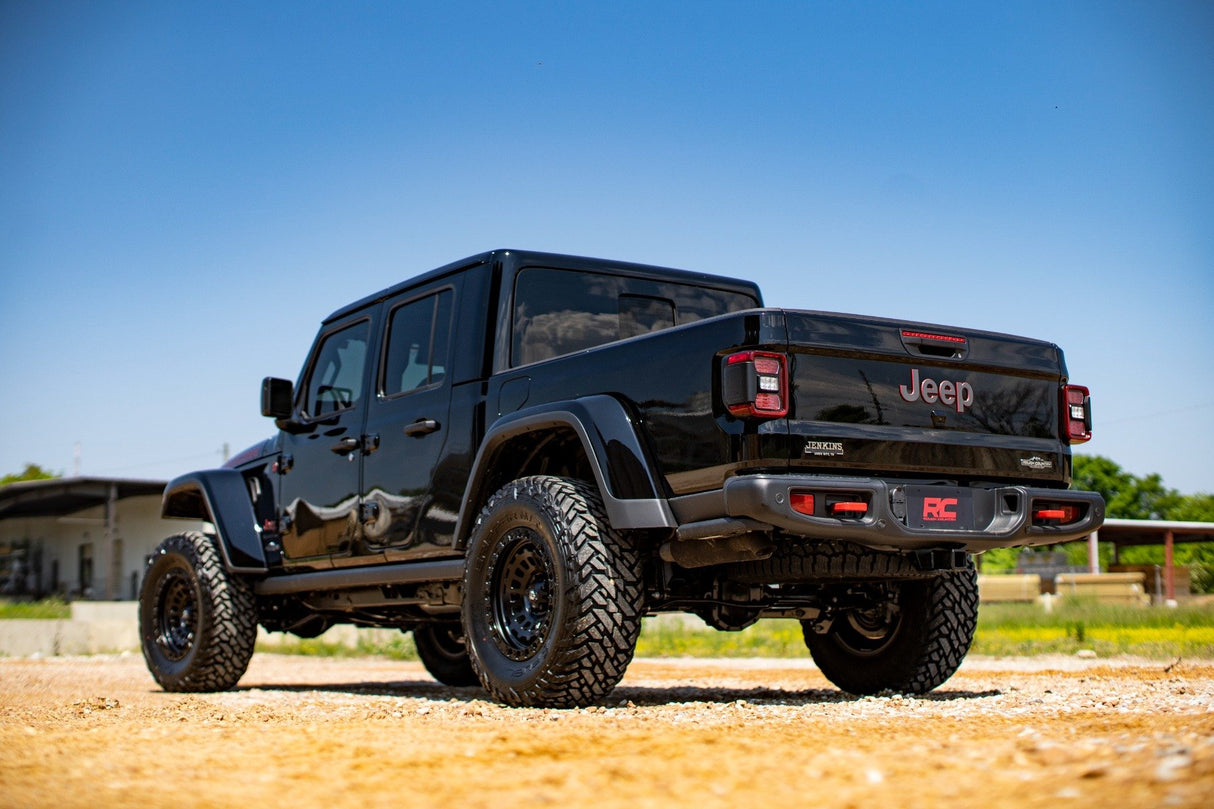 Rough Country 2.5 Inch Leveling Kits | Springs | Jeep Gladiator JT 4WD (2024-2025)