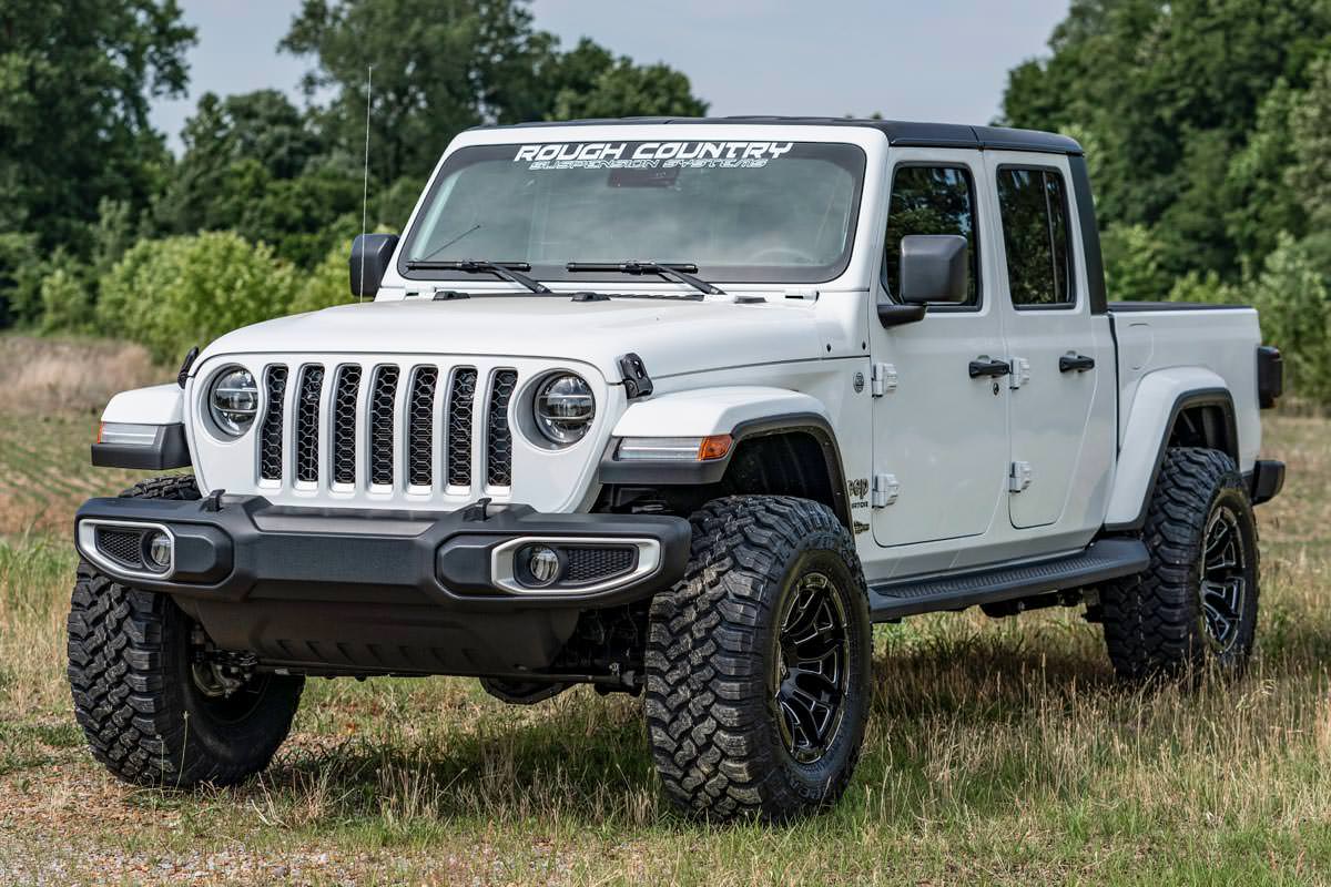 Rough Country 2.5 Inch Leveling Kits | Springs | Jeep Gladiator JT 4WD (2020-2023)