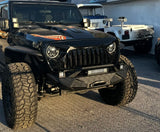 Trail Ops Heat Hood installed on Jeep Wrangler JL Jeep Gladiator JT with Trail Ops vented heat hood