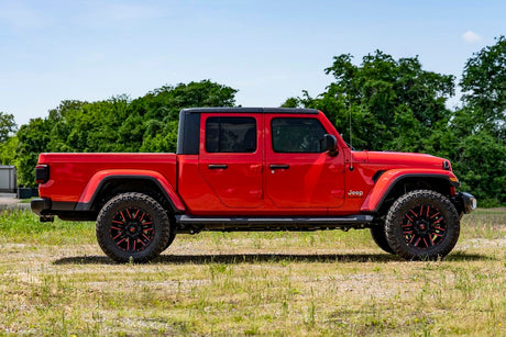 Rough Country 2.5 Inch Leveling Kit | Spacers | Jeep Gladiator JT 4WD (2020-2023)