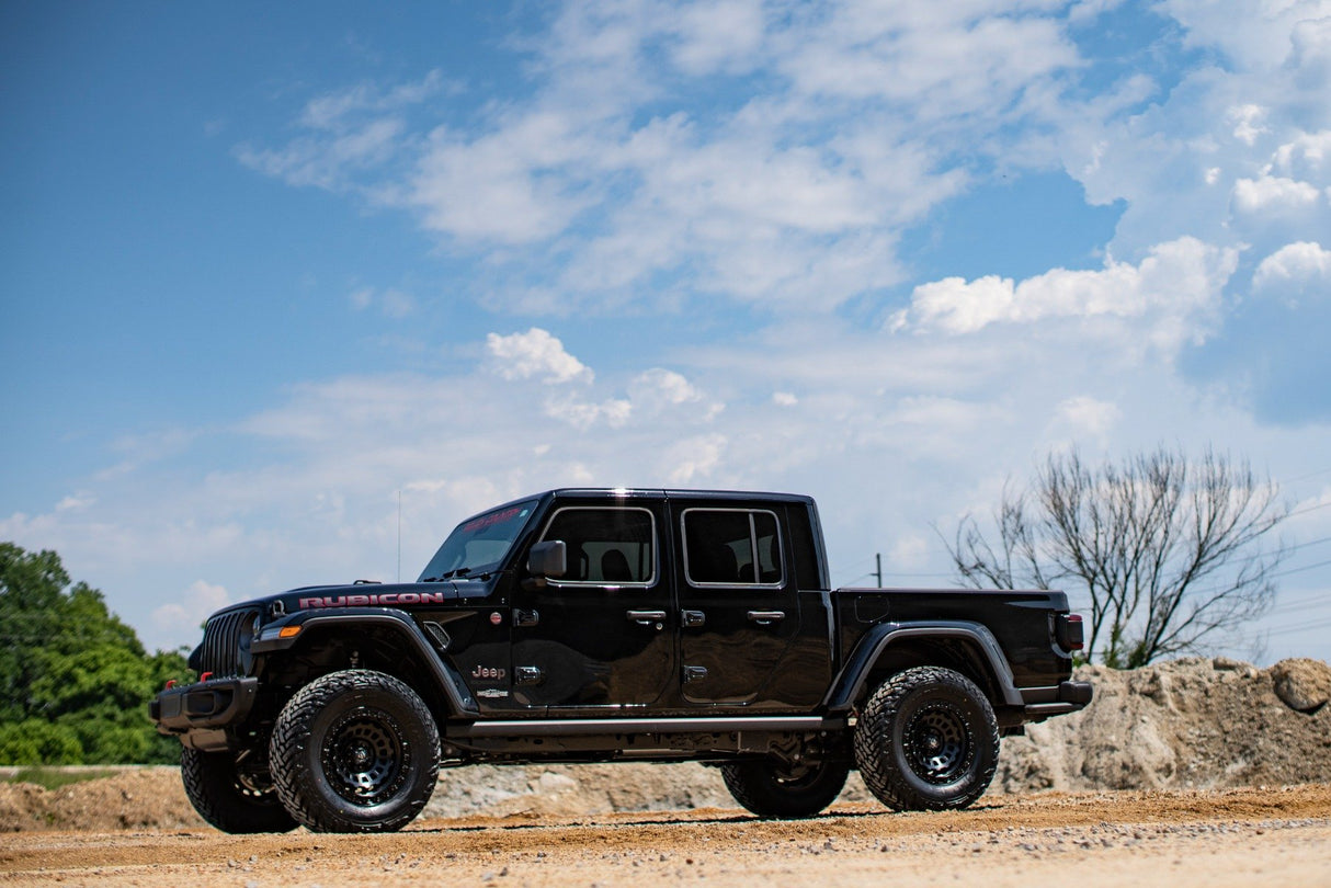 Rough Country 2.5 Inch Leveling Kits | Springs | Jeep Gladiator JT 4WD (2024-2025)