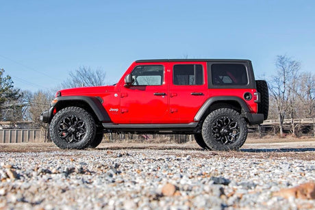 Rough Country 2.5 Inch Lift Kit | Coils | Jeep Wrangler Unlimited Rubicon 4WD (2018-2023)