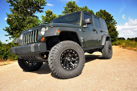Rough Country 3.5 Inch Lift Kit | Jeep Wrangler Unlimited 2WD/4WD (2007-2018)