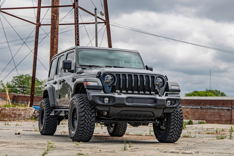 Rough Country 3.5 Inch Lift Kit | C/A Drop | 4-Door | EcoDiesel | Jeep Wrangler Unlimited (20-23)
