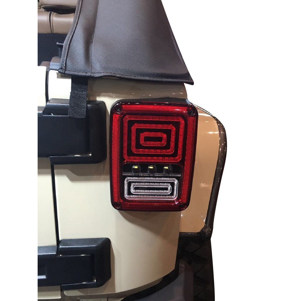 Jeep Wrangler 07-18 2DR/4DR JK and JKU Snake LED Tail Light Pair