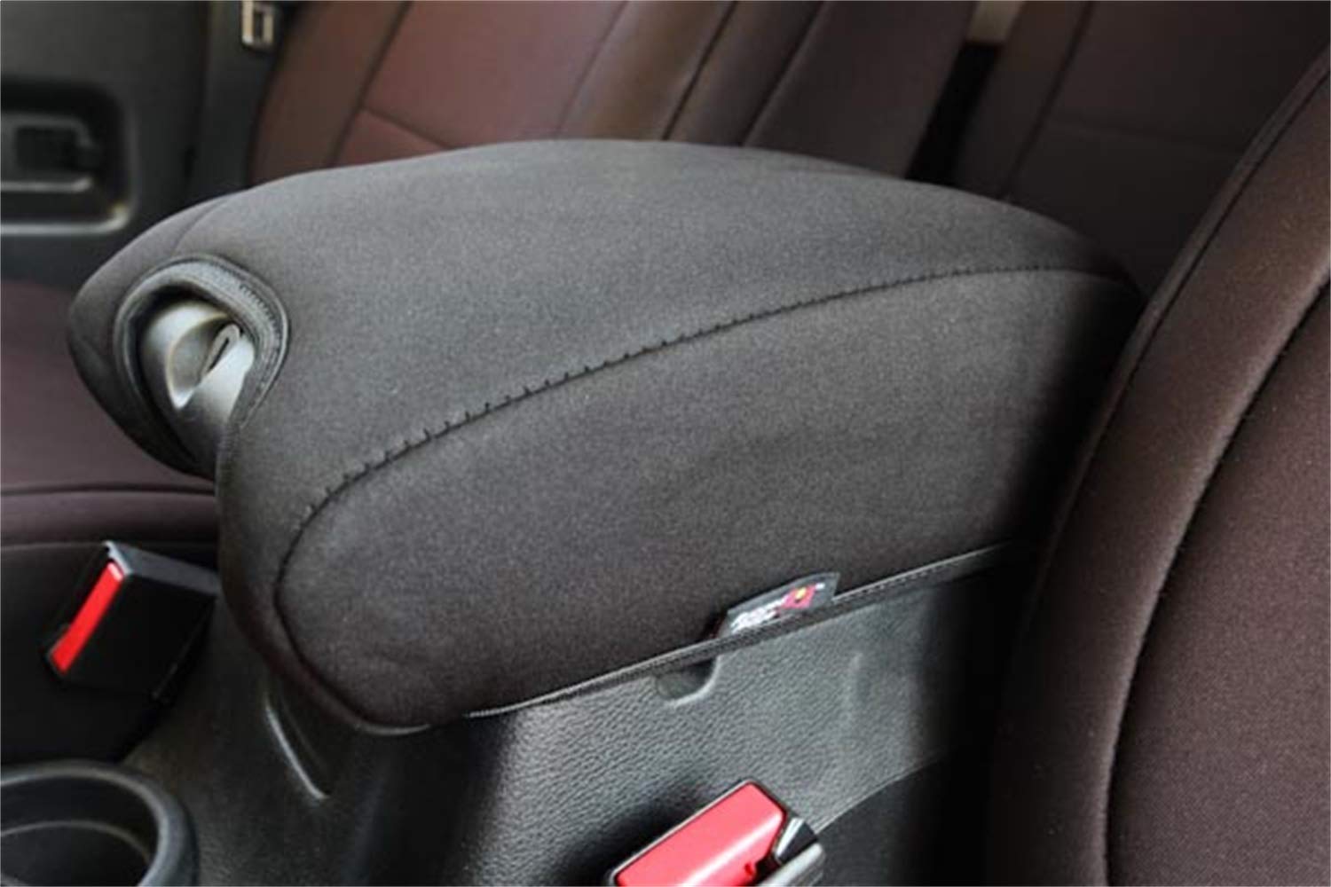 Rugged Ridge Neoprene Console Cover OMI13108.01