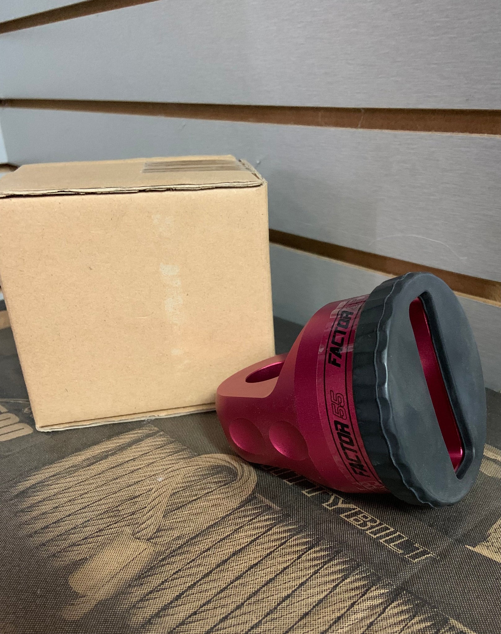 Aluminum Winch Shackle JBS38-Red