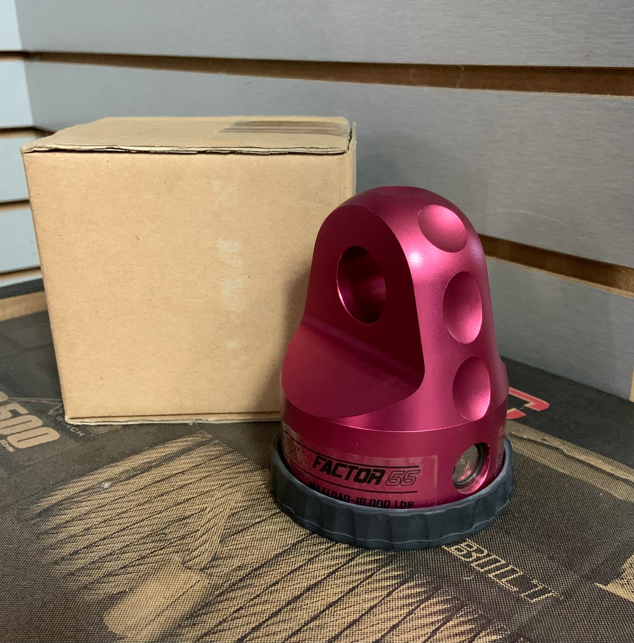 Aluminum Winch Shackle JBS38-Red