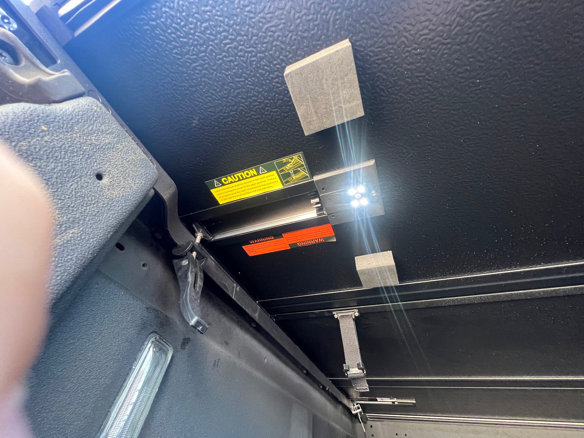 Trail Ops Aluminum Bed Cover TO-JT-012