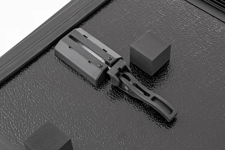 Trail Ops Aluminum Bed Cover TO-JT-012